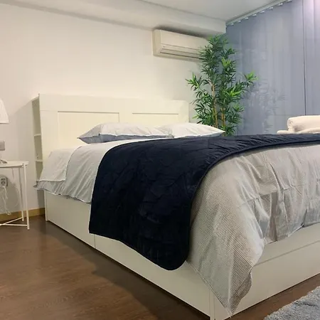 Apartment Oikos 77